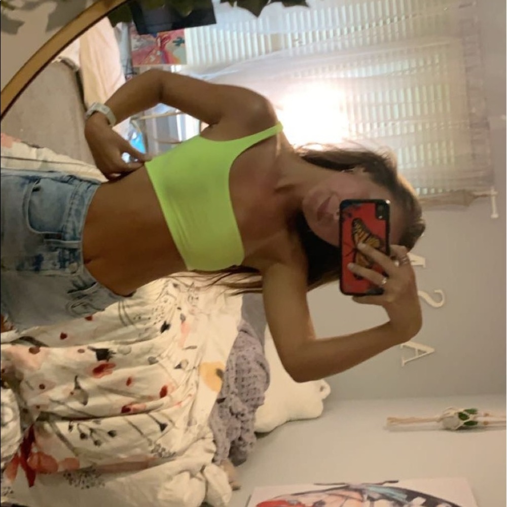 Pretty little thing crop top